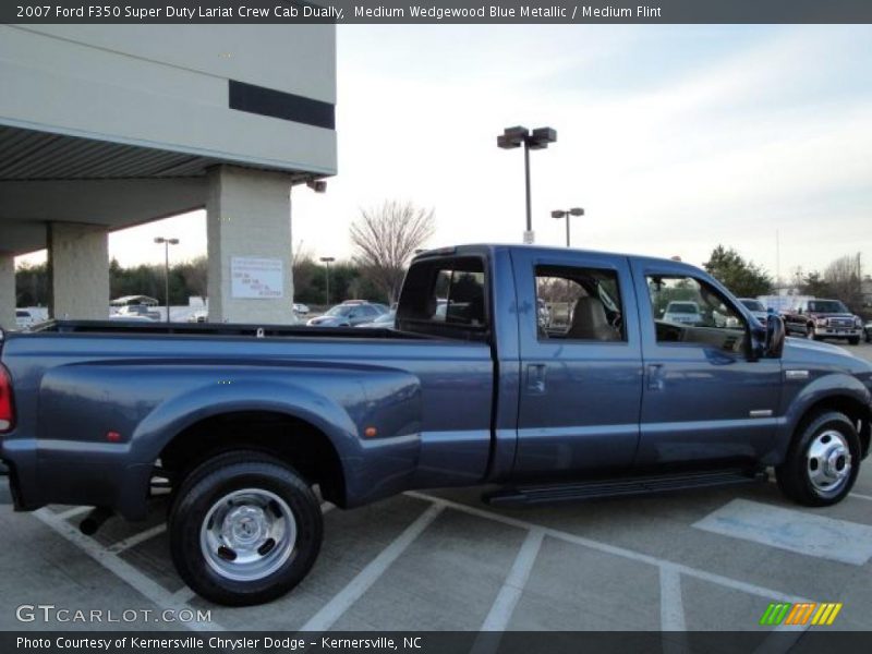 Medium Wedgewood Blue Metallic / Medium Flint 2007 Ford F350 Super Duty Lariat Crew Cab Dually