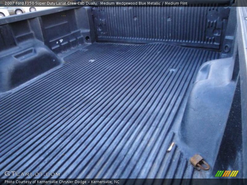 Medium Wedgewood Blue Metallic / Medium Flint 2007 Ford F350 Super Duty Lariat Crew Cab Dually