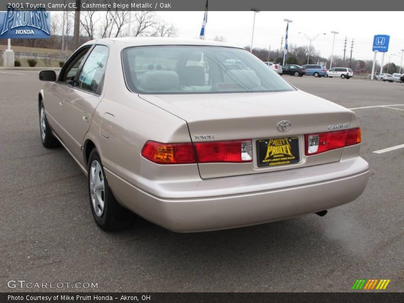 Cashmere Beige Metallic / Oak 2001 Toyota Camry CE