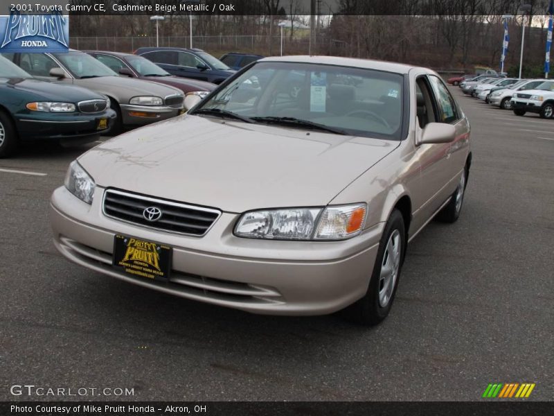 Cashmere Beige Metallic / Oak 2001 Toyota Camry CE