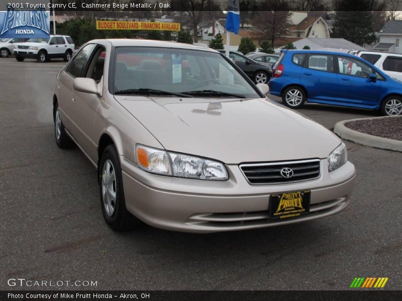 Cashmere Beige Metallic / Oak 2001 Toyota Camry CE