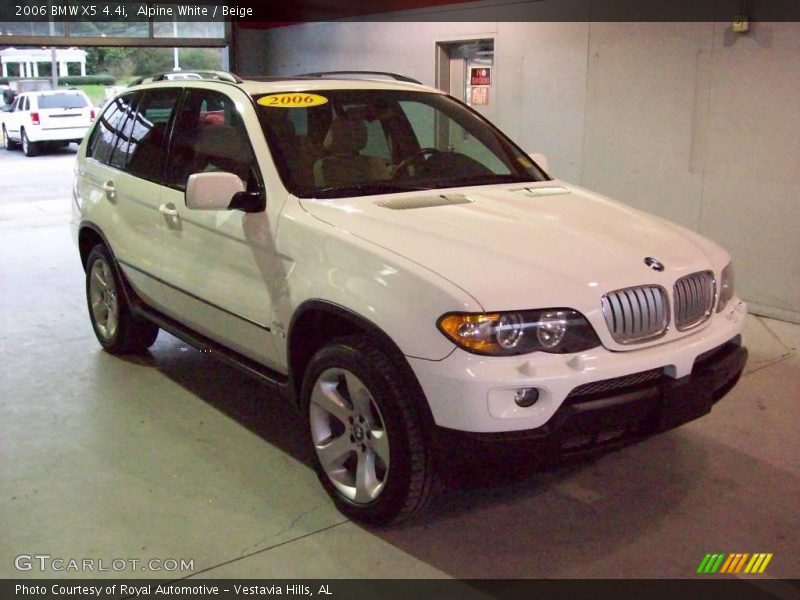 Alpine White / Beige 2006 BMW X5 4.4i