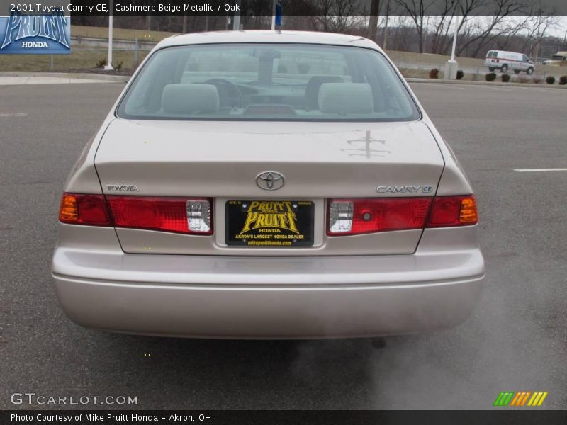 Cashmere Beige Metallic / Oak 2001 Toyota Camry CE