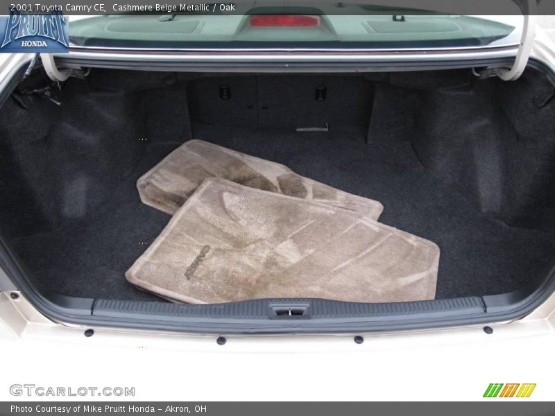Cashmere Beige Metallic / Oak 2001 Toyota Camry CE