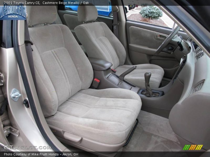 Cashmere Beige Metallic / Oak 2001 Toyota Camry CE