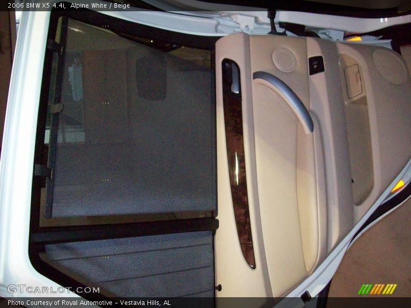 Alpine White / Beige 2006 BMW X5 4.4i