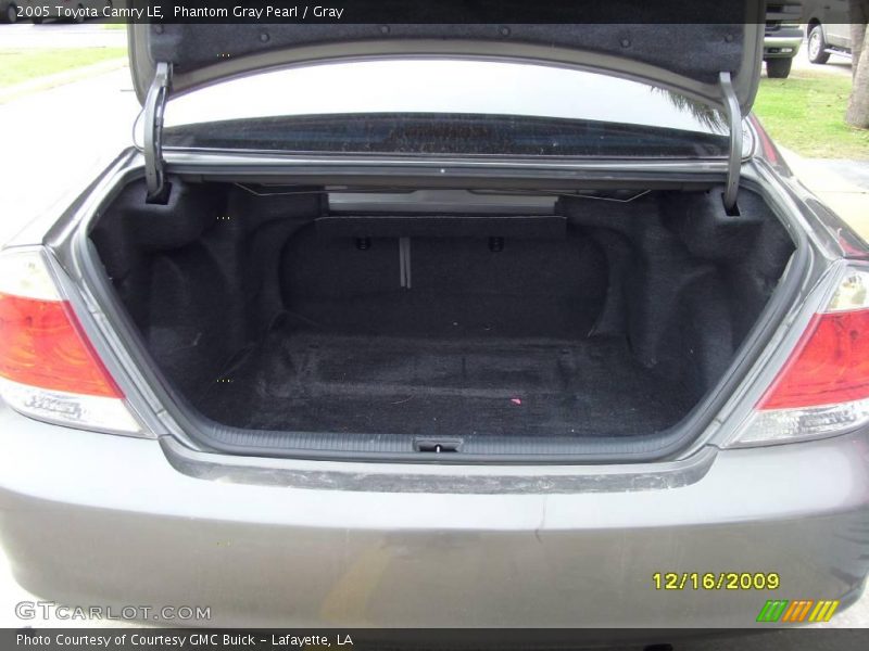 Phantom Gray Pearl / Gray 2005 Toyota Camry LE