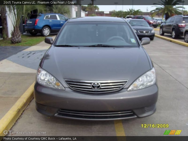 Phantom Gray Pearl / Gray 2005 Toyota Camry LE