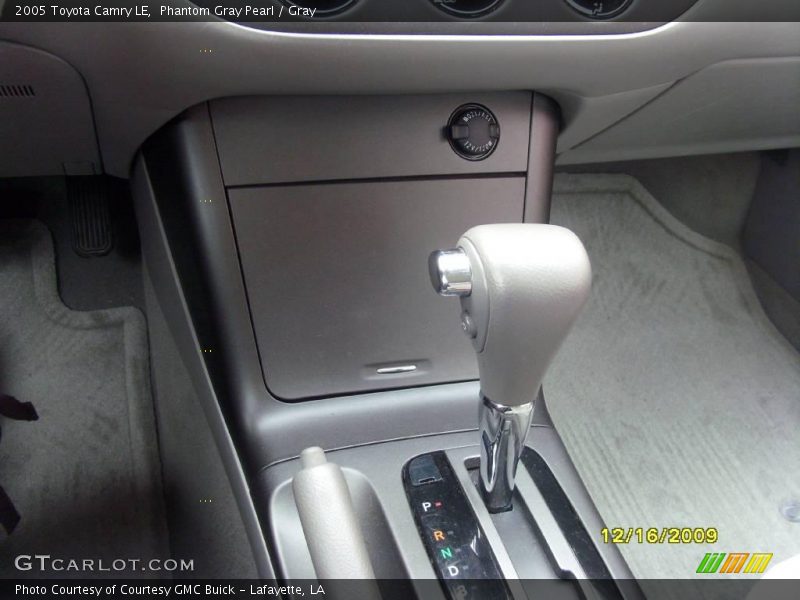 Phantom Gray Pearl / Gray 2005 Toyota Camry LE