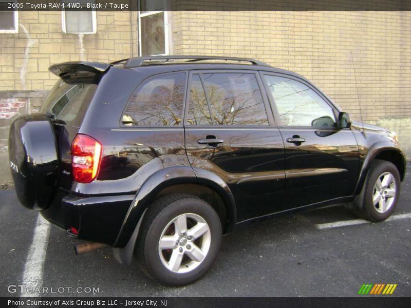 Black / Taupe 2005 Toyota RAV4 4WD