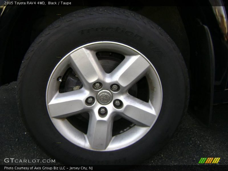 Black / Taupe 2005 Toyota RAV4 4WD