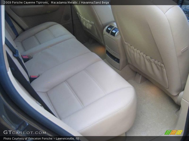 Macadamia Metallic / Havanna/Sand Beige 2009 Porsche Cayenne Tiptronic