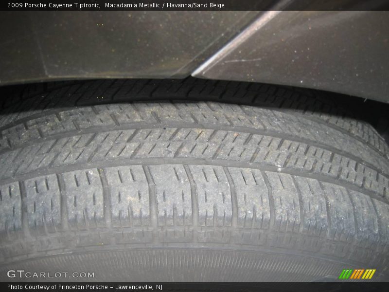 Macadamia Metallic / Havanna/Sand Beige 2009 Porsche Cayenne Tiptronic