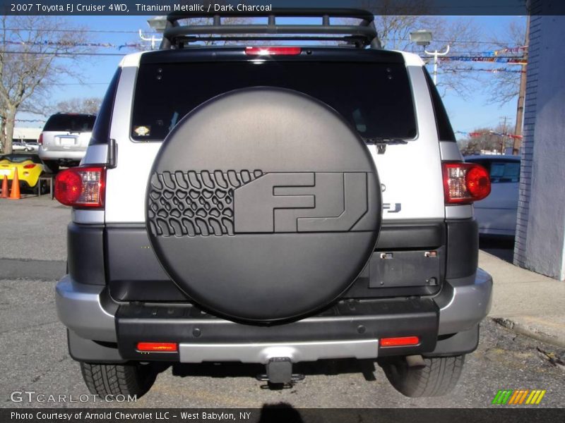 Titanium Metallic / Dark Charcoal 2007 Toyota FJ Cruiser 4WD