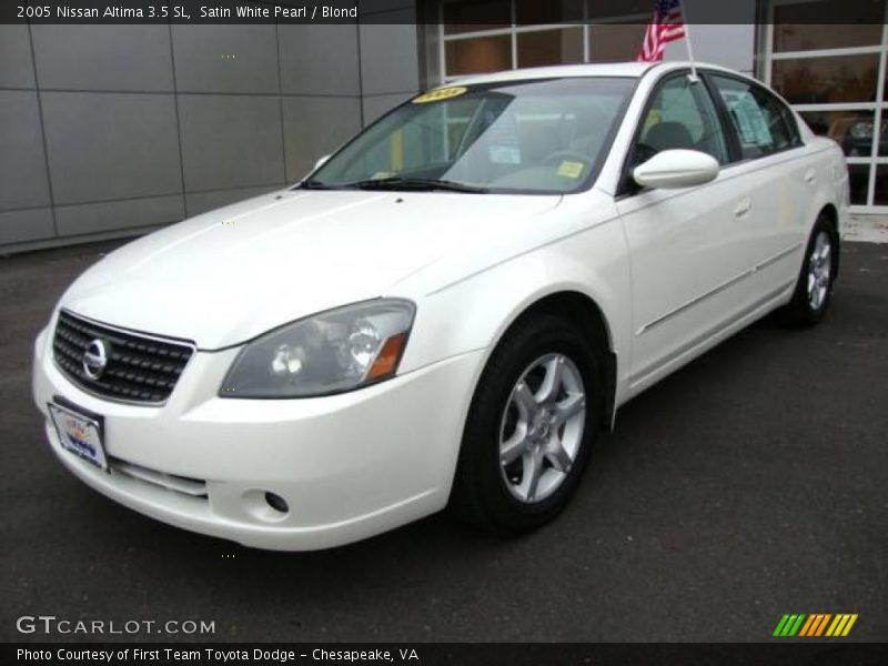 Satin White Pearl / Blond 2005 Nissan Altima 3.5 SL