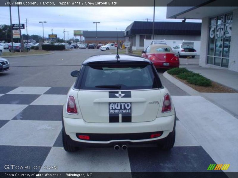 Pepper White / Grey/Carbon Black 2007 Mini Cooper S Hardtop