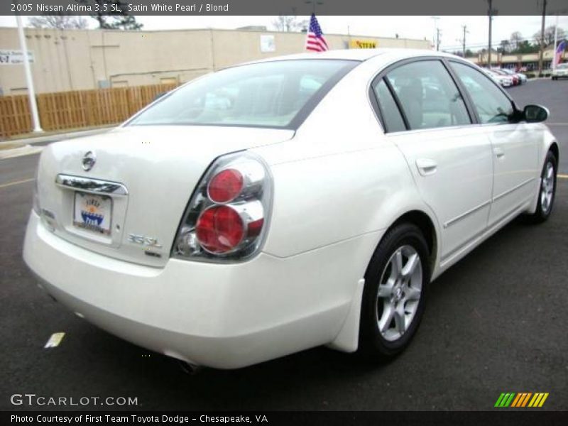 Satin White Pearl / Blond 2005 Nissan Altima 3.5 SL
