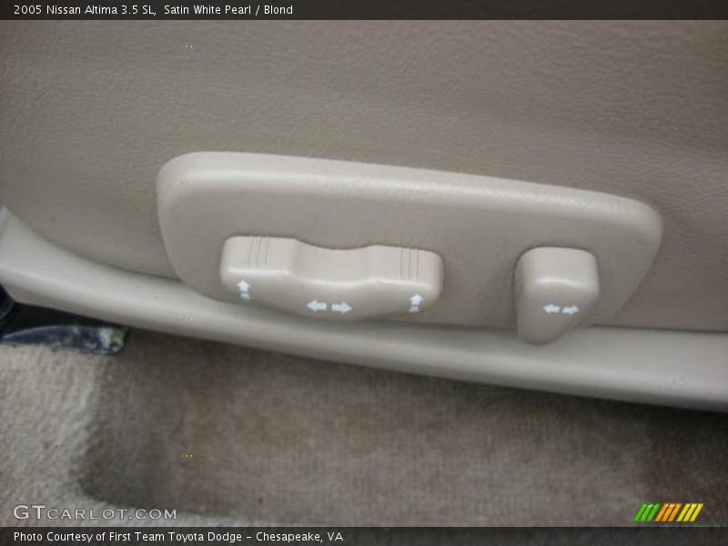 Satin White Pearl / Blond 2005 Nissan Altima 3.5 SL
