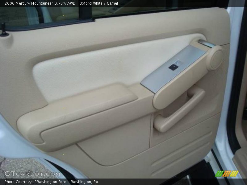 Oxford White / Camel 2006 Mercury Mountaineer Luxury AWD