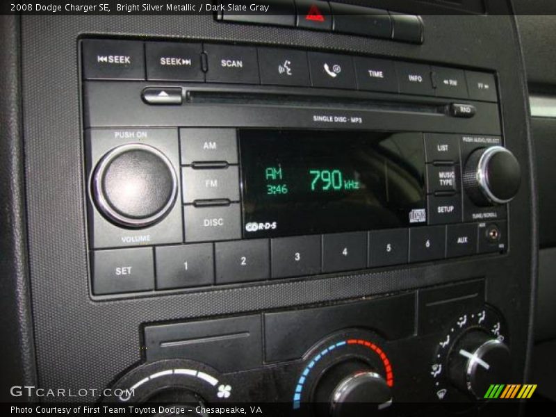Bright Silver Metallic / Dark Slate Gray 2008 Dodge Charger SE