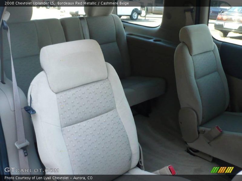 Bordeaux Red Metallic / Cashmere Beige 2008 Chevrolet Uplander LS