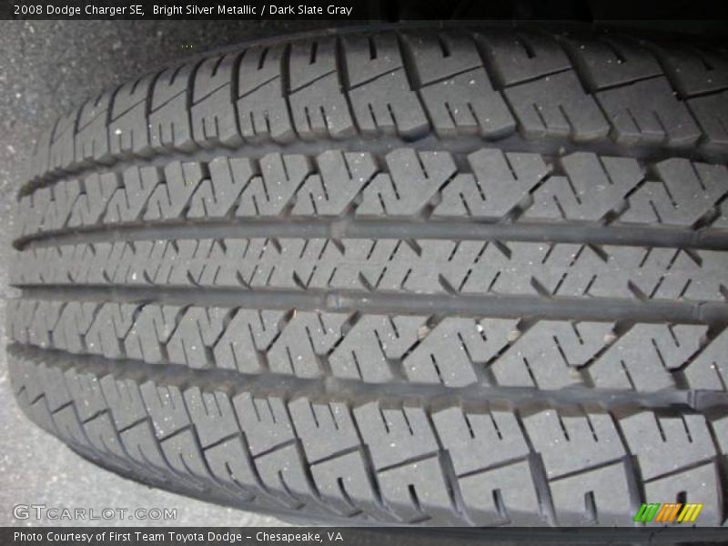 Bright Silver Metallic / Dark Slate Gray 2008 Dodge Charger SE