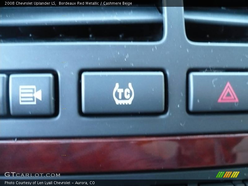 Bordeaux Red Metallic / Cashmere Beige 2008 Chevrolet Uplander LS