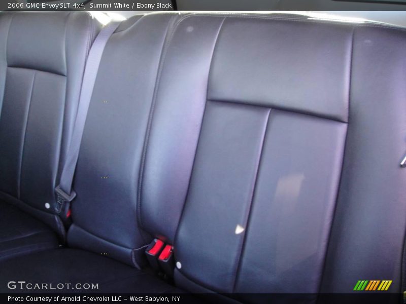 Summit White / Ebony Black 2006 GMC Envoy SLT 4x4