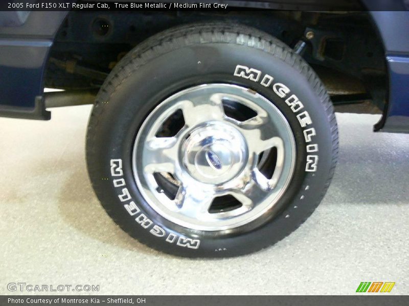 True Blue Metallic / Medium Flint Grey 2005 Ford F150 XLT Regular Cab