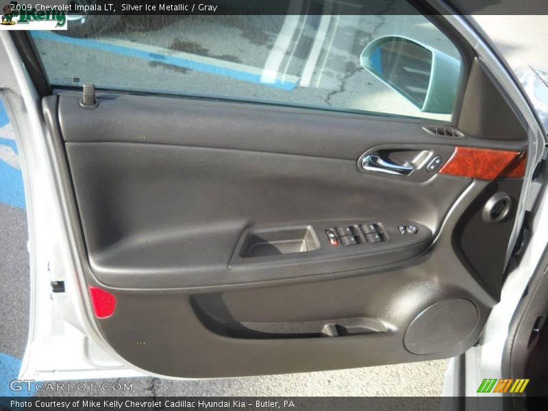 Silver Ice Metallic / Gray 2009 Chevrolet Impala LT