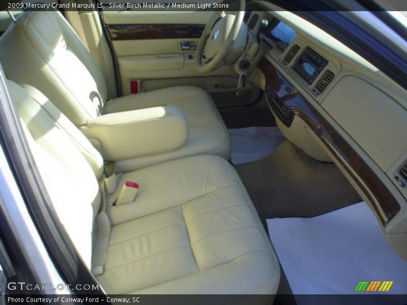 Silver Birch Metallic / Medium Light Stone 2009 Mercury Grand Marquis LS