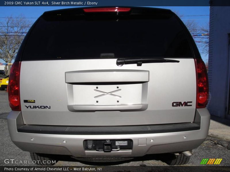 Silver Birch Metallic / Ebony 2009 GMC Yukon SLT 4x4