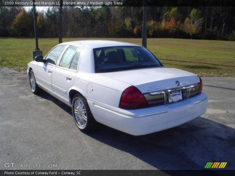 Vibrant White / Medium Light Stone 2009 Mercury Grand Marquis LS