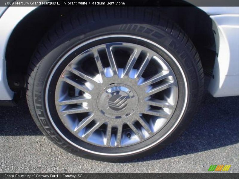 Vibrant White / Medium Light Stone 2009 Mercury Grand Marquis LS