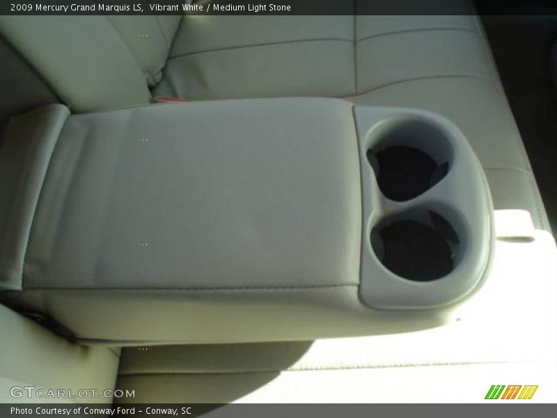 Vibrant White / Medium Light Stone 2009 Mercury Grand Marquis LS