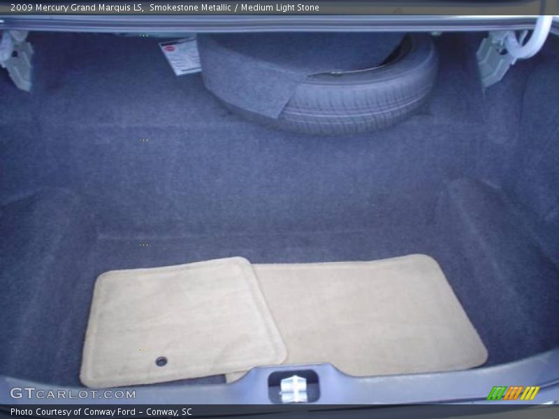 Smokestone Metallic / Medium Light Stone 2009 Mercury Grand Marquis LS