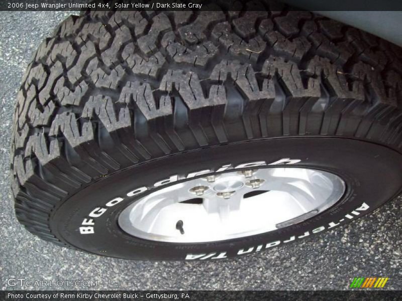 Solar Yellow / Dark Slate Gray 2006 Jeep Wrangler Unlimited 4x4