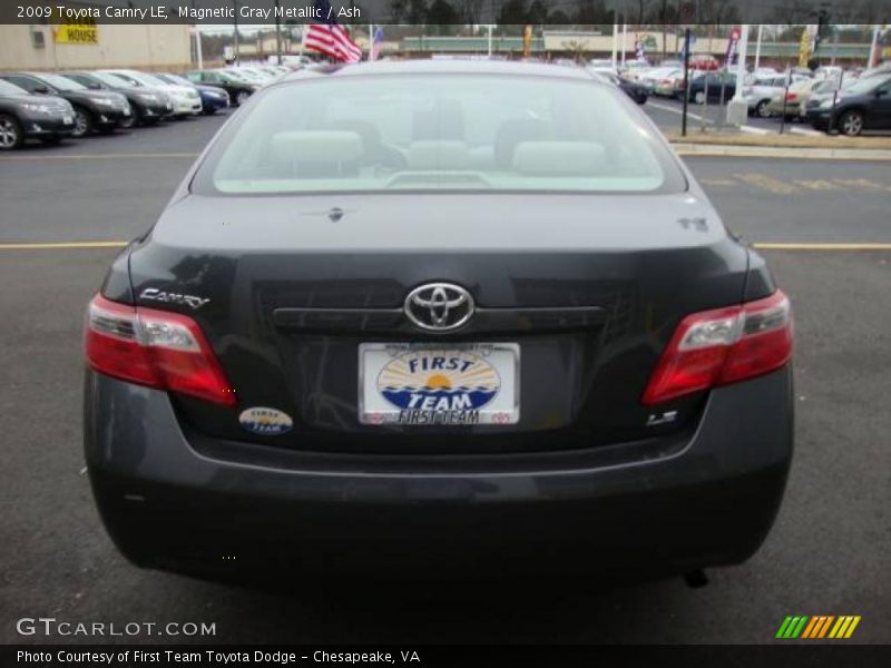 Magnetic Gray Metallic / Ash 2009 Toyota Camry LE