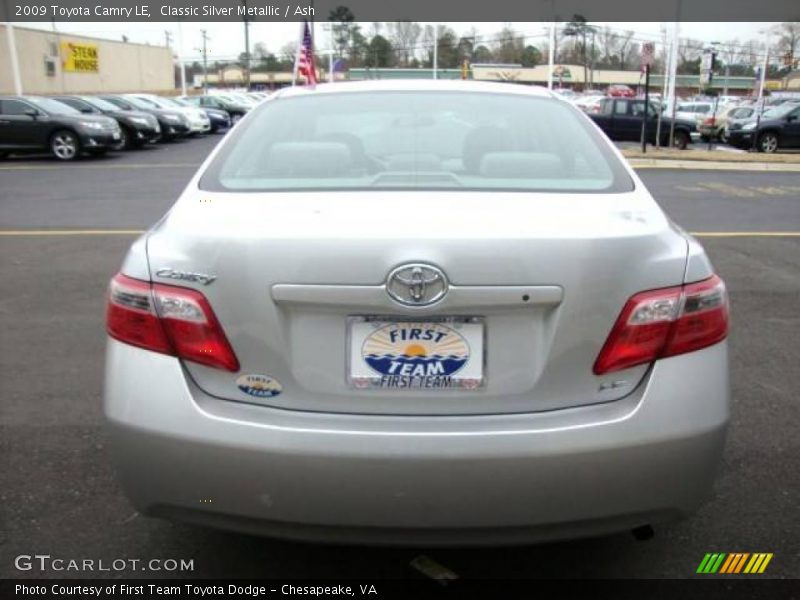 Classic Silver Metallic / Ash 2009 Toyota Camry LE