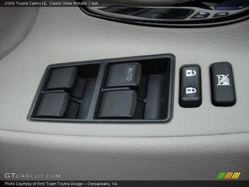 Classic Silver Metallic / Ash 2009 Toyota Camry LE