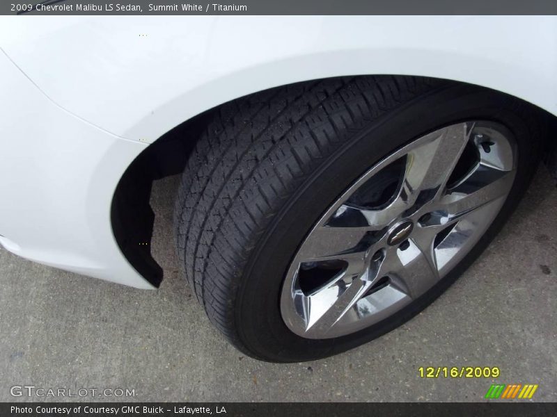 Summit White / Titanium 2009 Chevrolet Malibu LS Sedan