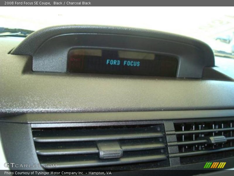 Black / Charcoal Black 2008 Ford Focus SE Coupe