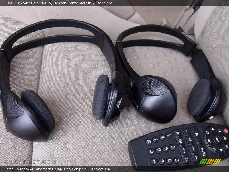 Amber Bronze Metallic / Cashmere 2006 Chevrolet Uplander LS