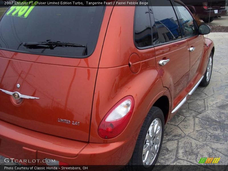 Tangerine Pearl / Pastel Pebble Beige 2007 Chrysler PT Cruiser Limited Edition Turbo