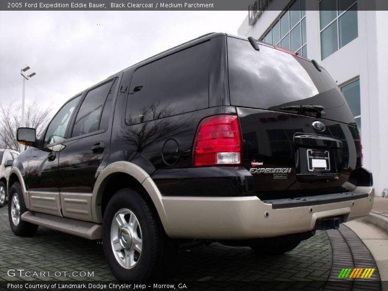 Black Clearcoat / Medium Parchment 2005 Ford Expedition Eddie Bauer