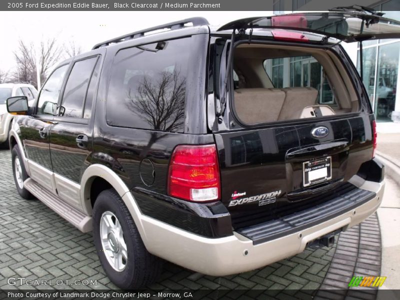 Black Clearcoat / Medium Parchment 2005 Ford Expedition Eddie Bauer