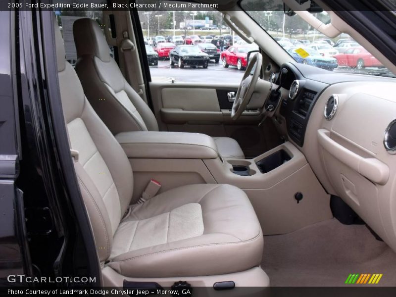 Black Clearcoat / Medium Parchment 2005 Ford Expedition Eddie Bauer