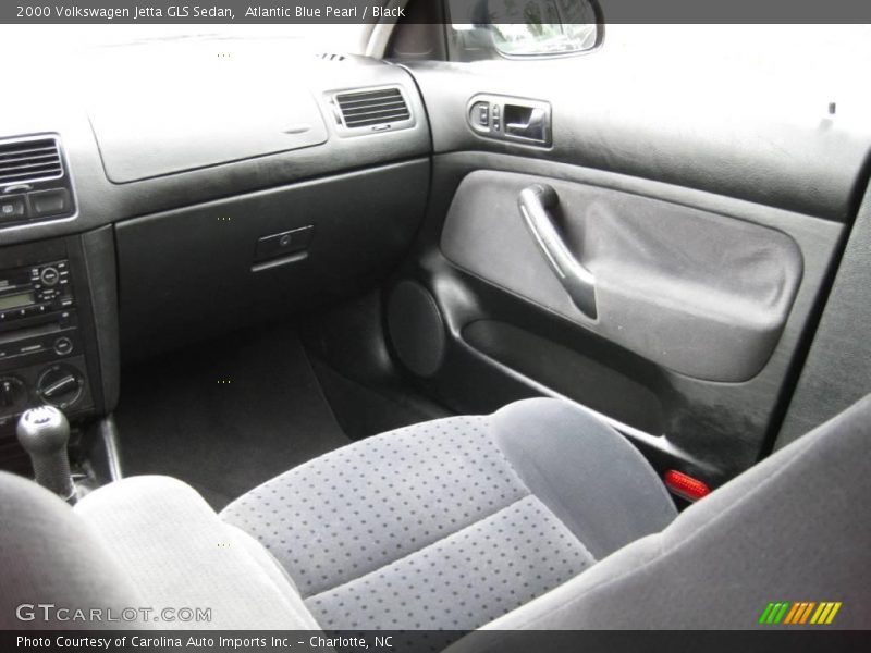Atlantic Blue Pearl / Black 2000 Volkswagen Jetta GLS Sedan