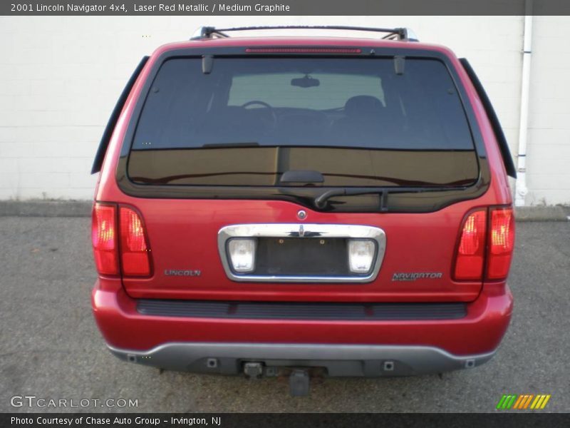 Laser Red Metallic / Medium Graphite 2001 Lincoln Navigator 4x4