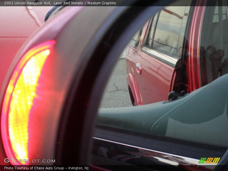 Laser Red Metallic / Medium Graphite 2001 Lincoln Navigator 4x4